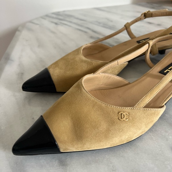 Chanel Slingback Kitten Heel Patent Suede Pointed Black & Beige - Picture 3 of 5